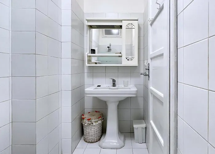 Apartament Urnest Montebello Bolonia