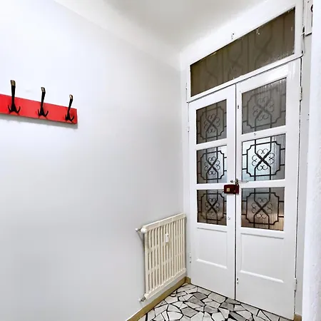 דירה Urnest Montebello