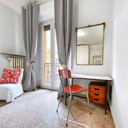 Urnest Montebello * بولونيا