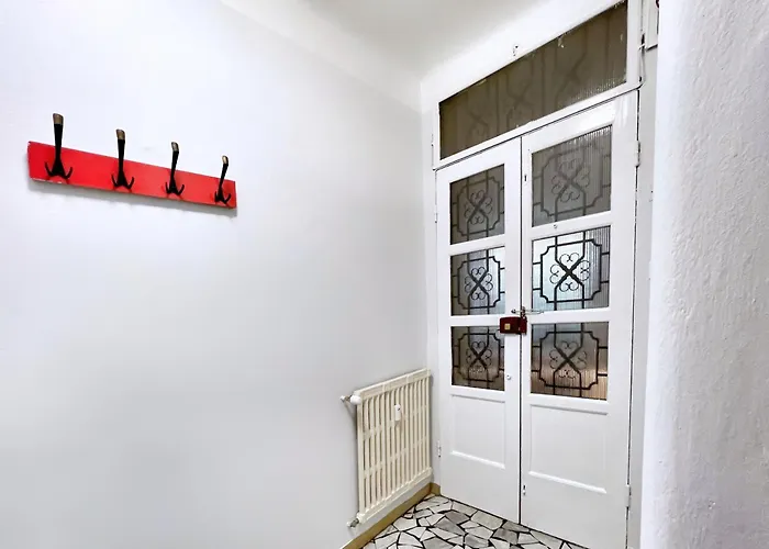 Apartment Urnest Montebello